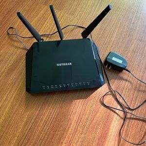 Netgear Nighthawk AC2400